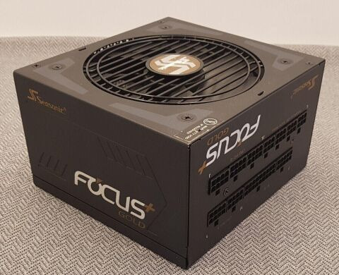 Блок живлення Seasonic Focus Plus Gold SSR-750FX / 750W / 24+4(4)+6(8) pin