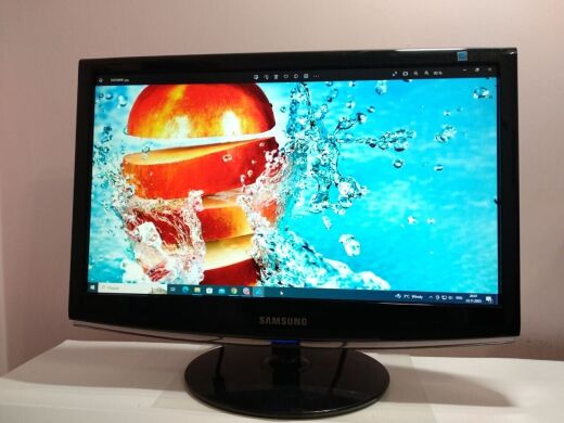 Монитор Б-класс Samsung SyncMaster 2033SN / 20" (1600x900) TN+film / VGA Монитор Б-класс Samsung SyncMaster 2033SN / 20" (1600x900) TN+film / VGA