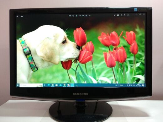 Монитор Б-класс Samsung SyncMaster 2033SN / 20" (1600x900) TN+film / VGA Монитор Б-класс Samsung SyncMaster 2033SN / 20" (1600x900) TN+film / VGA