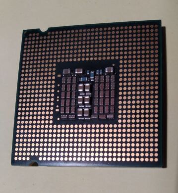 Процессор Intel Core 2 Quad Q9550 / Сокет LGA775