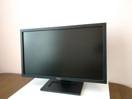 Монитор Dell G2410t / 24" (1920x1080) TN / DVI, VGA / VESA 100x100