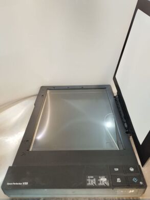 Сканер Epson Perfection V33 / USB 2.0 / Без БП